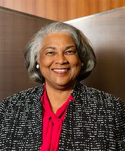 portrait of valerie lynn shaw